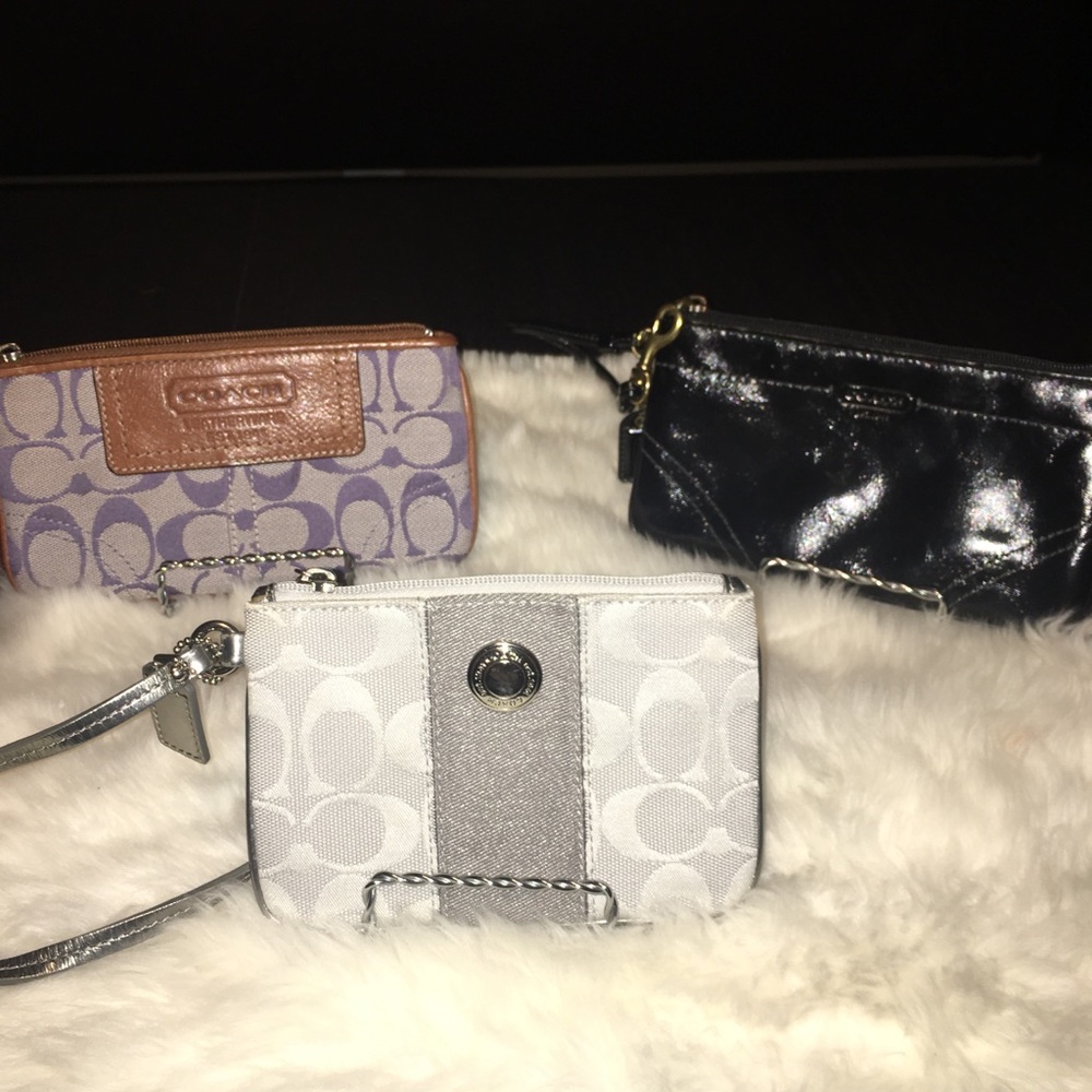 Authentic Coach wristlet FINAL PRICE ‼️